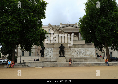 The Royal Artillery Memorial, a memorial for those in the Royal Regiment of Artillery who died in World War 1, in Hyde Park Corner, London, UK. Stock Photo