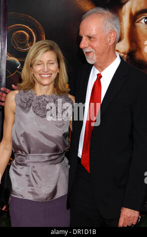 Steve Lopez and wife - The Soloist Premiere at the Paramount