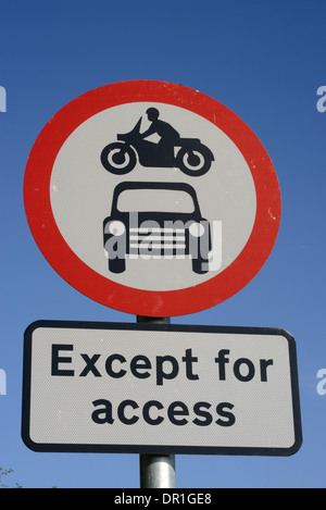 Road sign no entry Lorry Lorries Truck Trucks GPS Sat nav Satellite ...