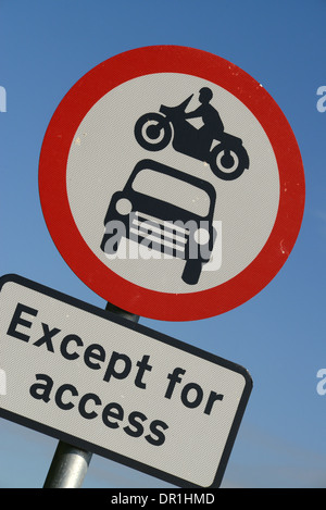 Road sign no entry Lorry Lorries Truck Trucks GPS Sat nav Satellite ...