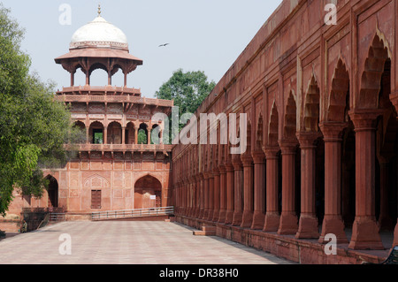 Red sandstone buildings in the Taj Mahal complex Stock Photo