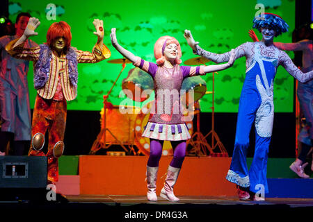 Feb 11, 2009 - Oshawa, Ontario, Canada - Playhouse Disney's featured Doodle Bops - DeeDee Doodle in pink, Moe Doodle in orange and Rooney Doodle in blue along with the Doodle Bop dancers - deliver humor, comedy and wonderful music geared to be a young child's (typically 3 to 6 yrs of age) first rock concert experience. The Doodle Bops perform in their Doodle Bops LIVE concert tour  Stock Photo