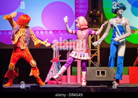 Feb 11, 2009 - Oshawa, Ontario, Canada - Playhouse Disney's featured Doodle Bops - DeeDee Doodle in pink, Moe Doodle in orange and Rooney Doodle in blue along with the Doodle Bop dancers - deliver humor, comedy and wonderful music geared to be a young child's (typically 3 to 6 yrs of age) first rock concert experience. The Doodle Bops perform in their Doodle Bops LIVE concert tour  Stock Photo