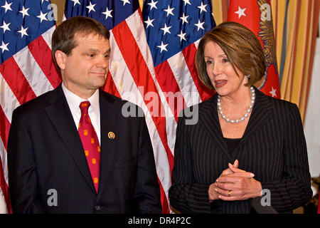 Speaker of the US House of Representatives Mike Johnson (Republican of ...