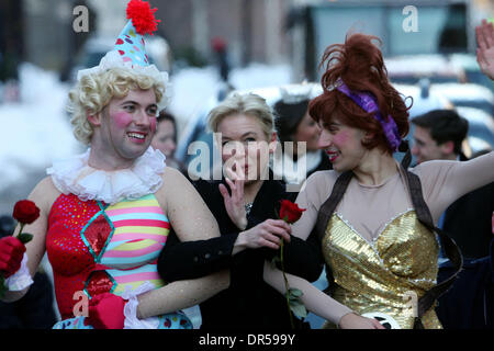 Feb 05, 2009 - Cambridge, Massachusetts, USA - Actress RENEE ZELLWEGGER enjoys a parade, roast, pudding pot and press conference, all held in her honor as she was named the 'Hasty Pudding Woman of the Year' by the Hasty Pudding Theatricals at Harvard University. (Credit Image: © Bethany Versoy/ZUMA Press) Stock Photo