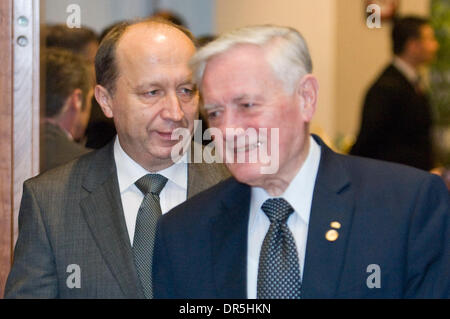 Dec 11, 2008 - Brussels, Belgium - Lithuanian President VALDAS ADAMKUS (R) and Lithuania's new Prime Minister ANDRIUS KUBILIUS at the start of the European Union (EU) Summit in Brussels, Belgium on 2008-12-1. European Union leaders gather in Brussels for a two-day summit that will focus on how to handle climate change issues. The EU Summit is being billed as a credibility test for  Stock Photo