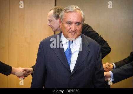 Mar 12, 2009 - Brussels, Belgium - Former French Prime Minister JEAN-PIERRE RAFFARIN upon his arrival at the EU Commission headquarter in  Brussels, Belgium on 2009-03-12. (Credit Image: © Wiktor Dabkowski/ZUMA Press) Stock Photo