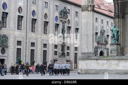 Munich, Germany. 20th Jan, 2014. The german national football team runs in front of cameras during marketing activitates in Munich / Germany Credit:  norbert schmidt/Alamy Live News Stock Photo