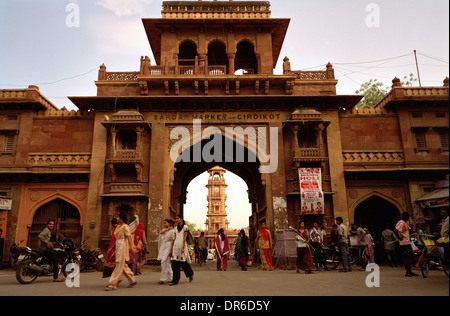 Street life in the Sardar Market area of Jodhpur in Rajasthan in India in South Asia. People Markets Life Lifestyle Travel Wanderlust Stock Photo