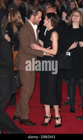 London, UK, 20th January 2014 Chris Pine and Keira Knightley arrive at the European Premiere of Jack Ryan: Shadow Recruit at Vue Cinema, Leicester Square, London Photo: MRP/Alamy Live News Stock Photo