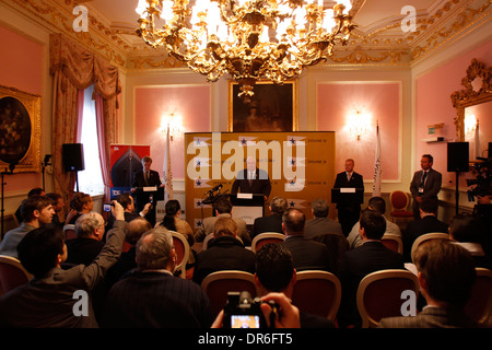 Press conference outlining his plans to build a replica Titanic at the Ritz Hotel in London Stock Photo