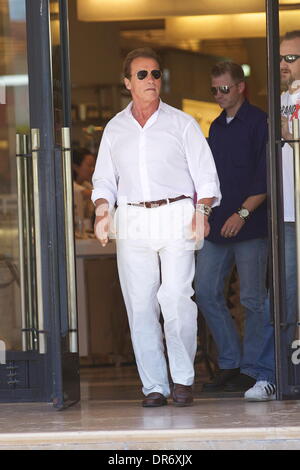 Arnold Schwarzenegger is seen after having lunch at Barneys New York  Los Angeles, California - 26.06.12 Stock Photo