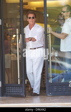 Arnold Schwarzenegger is seen after having lunch at Barneys New York  Los Angeles, California - 26.06.12 Stock Photo