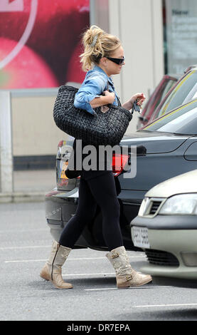 Rita Simons outside BBC Elstree Studios in Borehamwood Hertfordshire, England - 14.06.12 Stock Photo