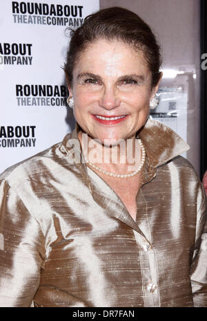 Tovah Feldshuh at arrivals for HARVEY Opening Night on Broadway ...