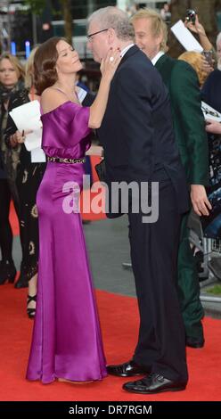 Rhys Ifans and Anna Friel at the premiere of The Amazing Spiderman at Odeon, Leicester Square, London, England- 18.06.12 Stock Photo