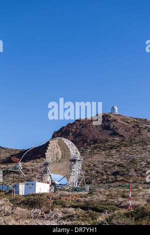 The Magic telescopes at the Roque de Los Muchachos astrophysics observatory on La Palma, Canary Islands, Spain. Stock Photo