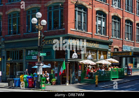 Cafe on the corner of 1st Avenue and Cherry Street in downtown Seattle, Washington, USA Stock Photo