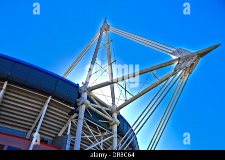 The Millennium Stadium (Welsh: Stadiwm y Mileniwm) is the national stadium of Wales, located in the capital city, Cardiff Stock Photo