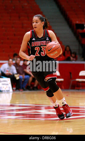 Houston, Texas, USA. 21st Jan, 2014. JAN 21 2014: Louisville guard Shoni Schimmel #23 advances the ball upcourt during the NCAA women's basketball game between Houston and Louisville from Hofheinz Pavilion in Houston, TX. Credit:  csm/Alamy Live News Stock Photo