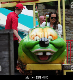 Danielle Lloyd  takes her children to a charity day at Camelot theme park, organised by the Liverpool Taxi drivers association.   Liverpool, England - 20.06.12 Stock Photo