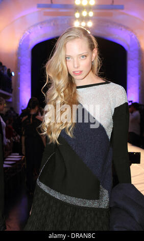 Paris, France. 22nd Jan, 2014. Belarusian model Tanya Dziahileva attends the presentation of Jean Paul Gaultier spring/summer 2014 collection during the Paris Haute Couture fashion week, in Paris, France, 22 January 2014. Paris Haute Couture fashion shows run until 22 January 2014. Photo: Hendrik Ballhausen - NO WIRE SERVICE/dpa/Alamy Live News Stock Photo