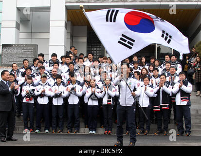 Seoul, South Korea. 23rd Jan, 2014. South Korean athletes attend the inaugural ceremony for the upcoming Sochi 2014 Olympic Winter Games in Seoul, South Korea, Jan. 23, 2014. Credit:  Park Jin-hee/Xinhua/Alamy Live News Stock Photo