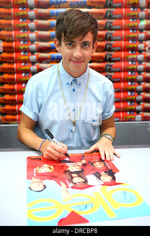 Kevin McHale San Diego Comic-Con 2012 - 'Glee' - Booth Signing San Diego, California - 14.07.12 Stock Photo