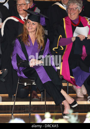 Stella McCartney University of Arts London honorary degree presentation. Stella is honoured at the annual graduation ceremony and announces she is offering an annual scholarship for students at Central St. Martins London, England - 18.07.12 Stock Photo