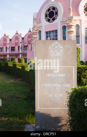 Sathya Sai Baba Super Speciality hospital. Puttaparthi, Andhra Pradesh, India Stock Photo