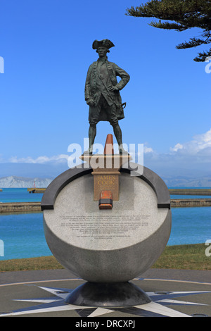 New Zealand Gisborne Statue Of Captain James Cook Near The Spot Where ...