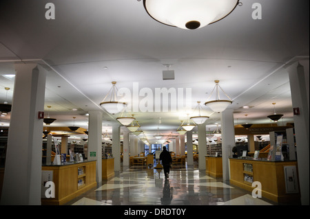 Chicago Public Library's Harold Washington Library Center in downtown Chicago, Illinois Stock Photo