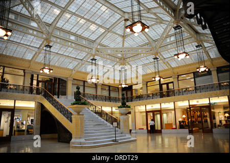 The Rookery Building Light Court lobby, Chicago, Illinois Stock Photo