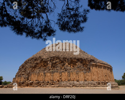 Known as the 'Tomb of the Christian Woman' this huge mausoleum  stands not many miles from the Roman site of Tipasa in Algeria. Stock Photo