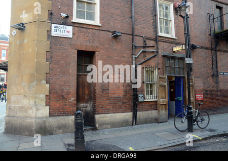 Apollo theatre stage door Shaftesbury Avenue London 21/01/2014 Stock Photo