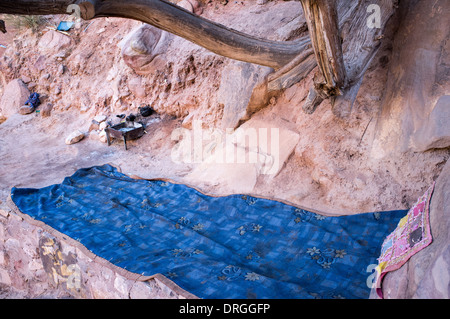 Relaxing place vendors in Petra, Jordan Stock Photo