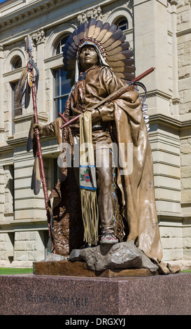 Dave McGary's sculpture of Chief Washakie in front of the Wyoming State Capitol, Cheyenne, Wyoming, USA Stock Photo