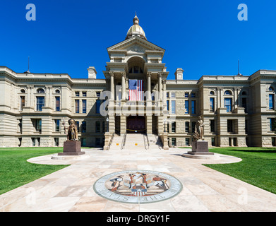 Wyoming State Capitol with the state great seal in the foreground, Cheyenne, Wyoming, USA Stock Photo