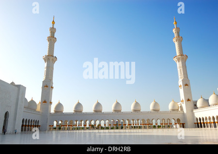 Sheikh Zayed Grand Mosque during sunset, Abu Dhabi, UAE Stock Photo