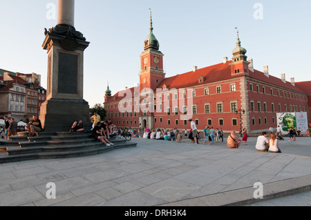 king Sigismund III Vasa Column and Royal Castle on Old Town in Warsaw, Poland Stock Photo