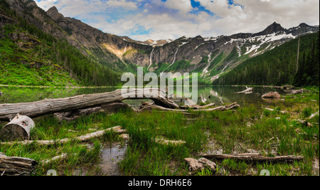 Scenic mountain views, Avalanche Lake, Glacier National Park Montana USA Stock Photo