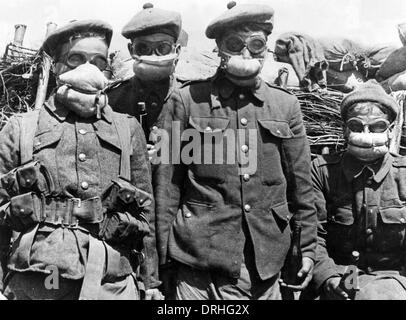 british uniform with gas mask ww1