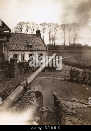 Big gun in Battle of the Lys, near Ypres, WW1 Stock Photo