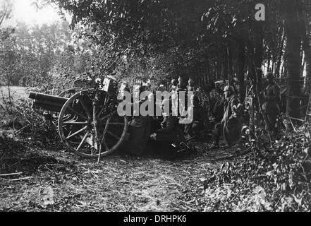 German gunners with field gun, WW1 Stock Photo