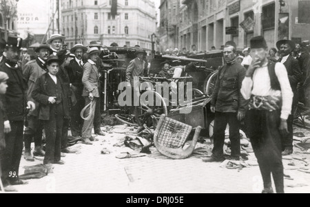Scene in Sarajevo after assassination Stock Photo - Alamy