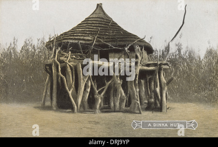 Constructing a traditional type hut at Malakal, Southern Sudan - South  Sudan. Finished huts in the background Stock Photo - Alamy