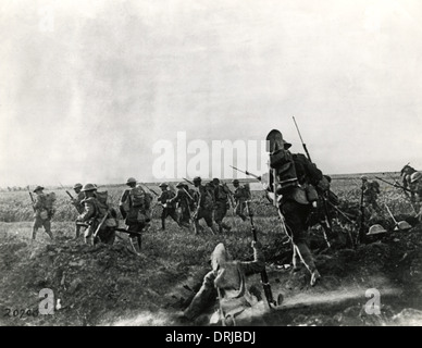 American troops, Battle of Cantigny, France, WW1 Stock Photo - Alamy