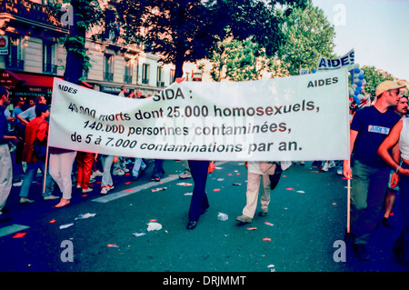Paris, France, Gay Pride Parade, AIDES Group, Carrying Banner, '40,000 Dead, Including 25,000 Homosexuals, 140,000 Persons contaminated', lgbt parade banner Stock Photo