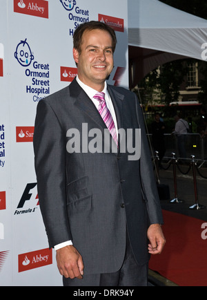 Dragon Den's Peter Jones arrives at F1 party in London 2008 Stock Photo