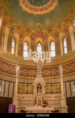 MADRID - MARCH 9: Mosaic cupola and presbytery of Iglesia de San Manuel y San Benito by architect Fernando Arba Stock Photo